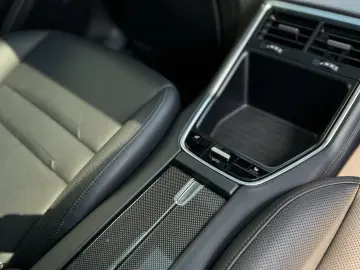 Panamera 4S CARBON E-AHK BOSE LUFT PANO MASSAGE