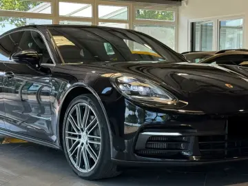Panamera 4S CARBON E-AHK BOSE LUFT PANO MASSAGE