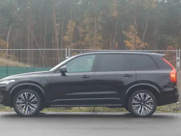 XC90 T8 Ultra Dark Hybrid Pano 360 B&W FourC AHK