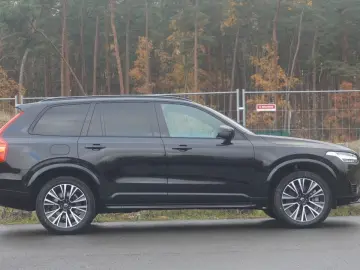 XC90 T8 Ultra Dark Hybrid Pano 360 B&W FourC AHK