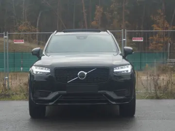 XC90 T8 Ultra Dark Hybrid Pano 360 B&W FourC AHK