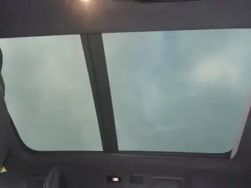 XC90 T8 Ultra Dark Hybrid Pano 360 B&W FourC AHK