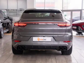 Porsche Cayenne Coupe S