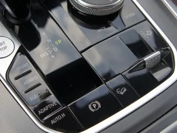 X5 xDrive 45e M Sport ACC LUFT 360 LEDER 20Z