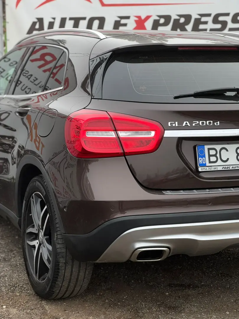 MERCEDES GLA 200D