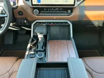 Toyota Sequoia Ediția 1794 4WD i-FORCE MAX