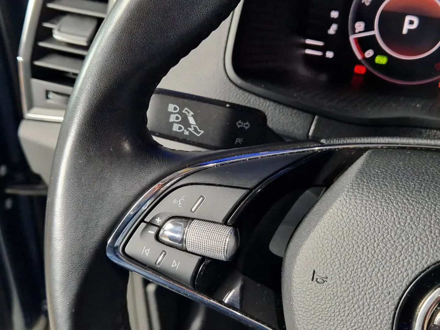 SKODA KAROQ STYLE DSG 150CP