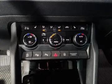 SKODA KAROQ STYLE DSG 150CP