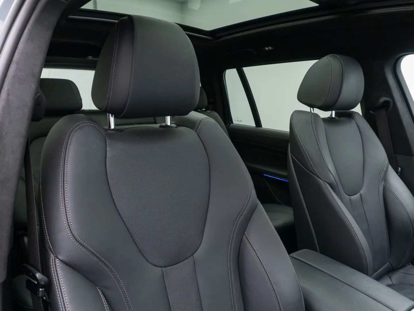 X7 xD40d M Sport Panorama 360 Laser HUD SoftClos