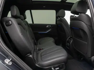 X7 xD40d M Sport Panorama 360 Laser HUD SoftClos