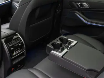 X7 xD40d M Sport Panorama 360 Laser HUD SoftClos