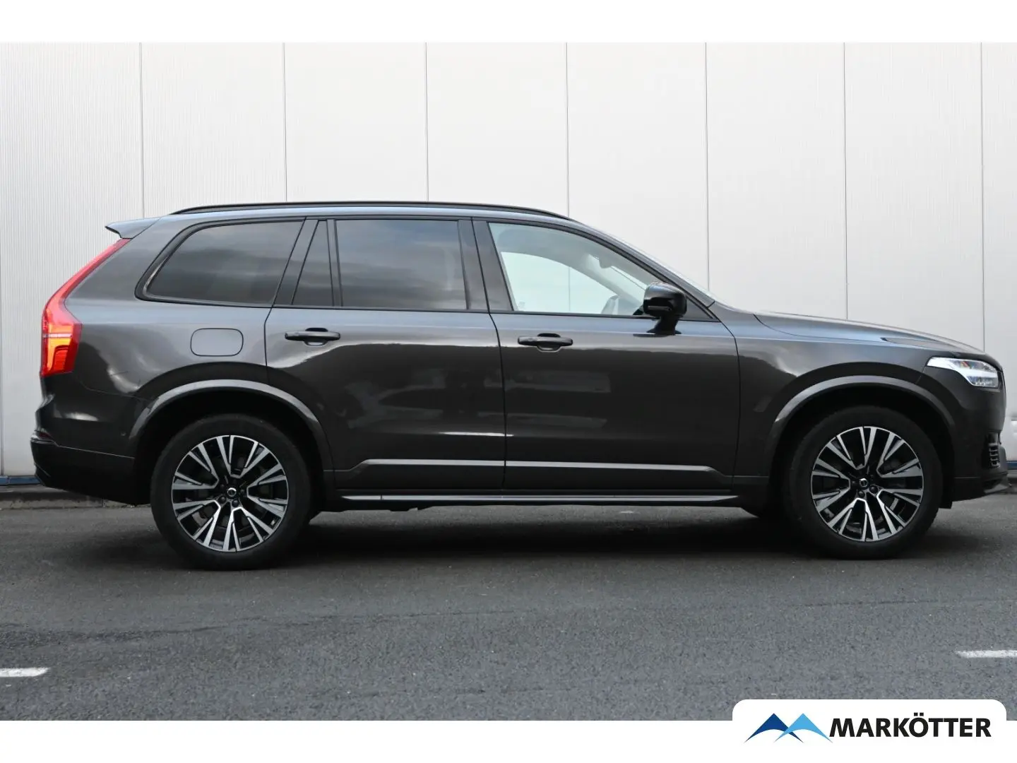 XC90 T8 AWD Ultimate Dark ACC Luft Massage Pano