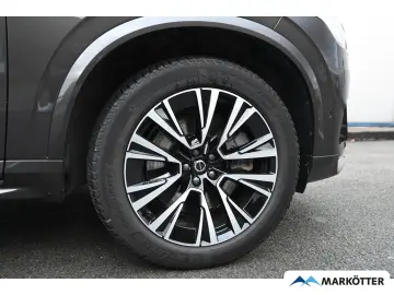 XC90 T8 AWD Ultimate Dark ACC Luft Massage Pano