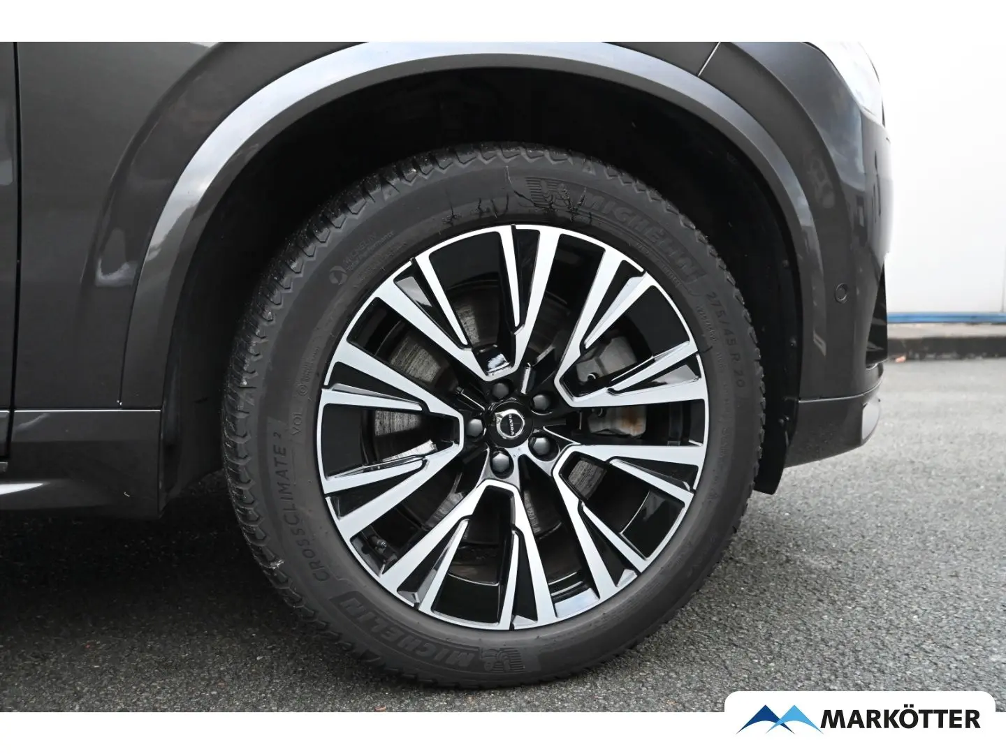 XC90 T8 AWD Ultimate Dark ACC Luft Massage Pano