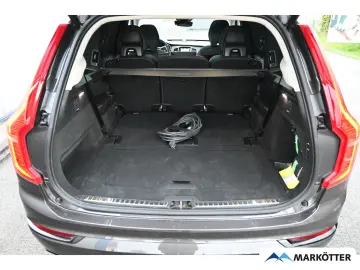 XC90 T8 AWD Ultimate Dark ACC Luft Massage Pano