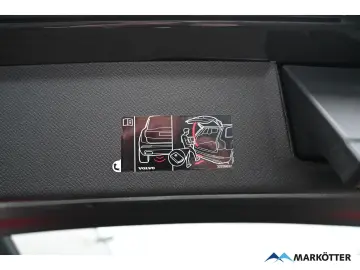 XC90 T8 AWD Ultimate Dark ACC Luft Massage Pano