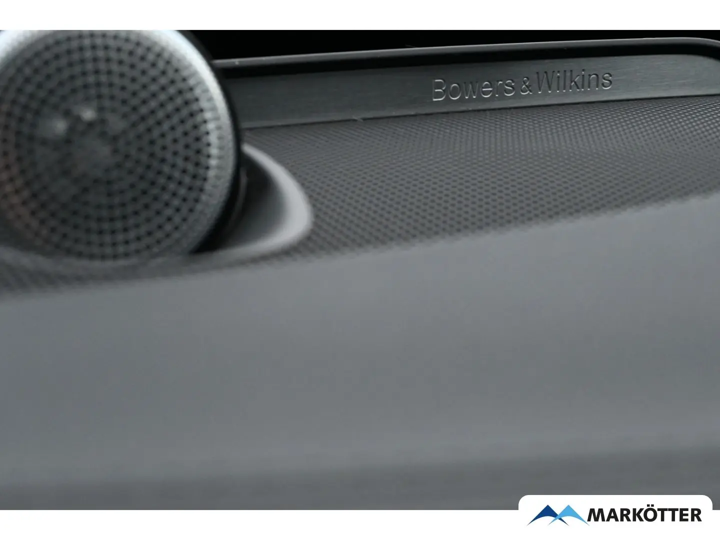 XC90 T8 AWD Ultimate Dark ACC Luft Massage Pano