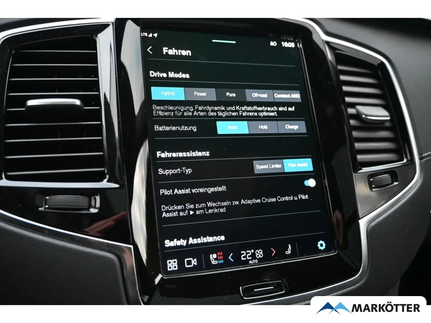 XC90 T8 AWD Ultimate Dark ACC Luft Massage Pano