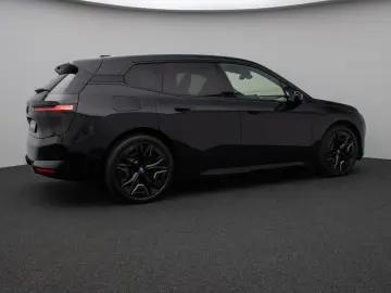 iX M60 360 Laser B&W DAB SoftCL ACC AHK 22Zoll