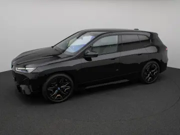 iX M60 360 Laser B&W DAB SoftCL ACC AHK 22Zoll