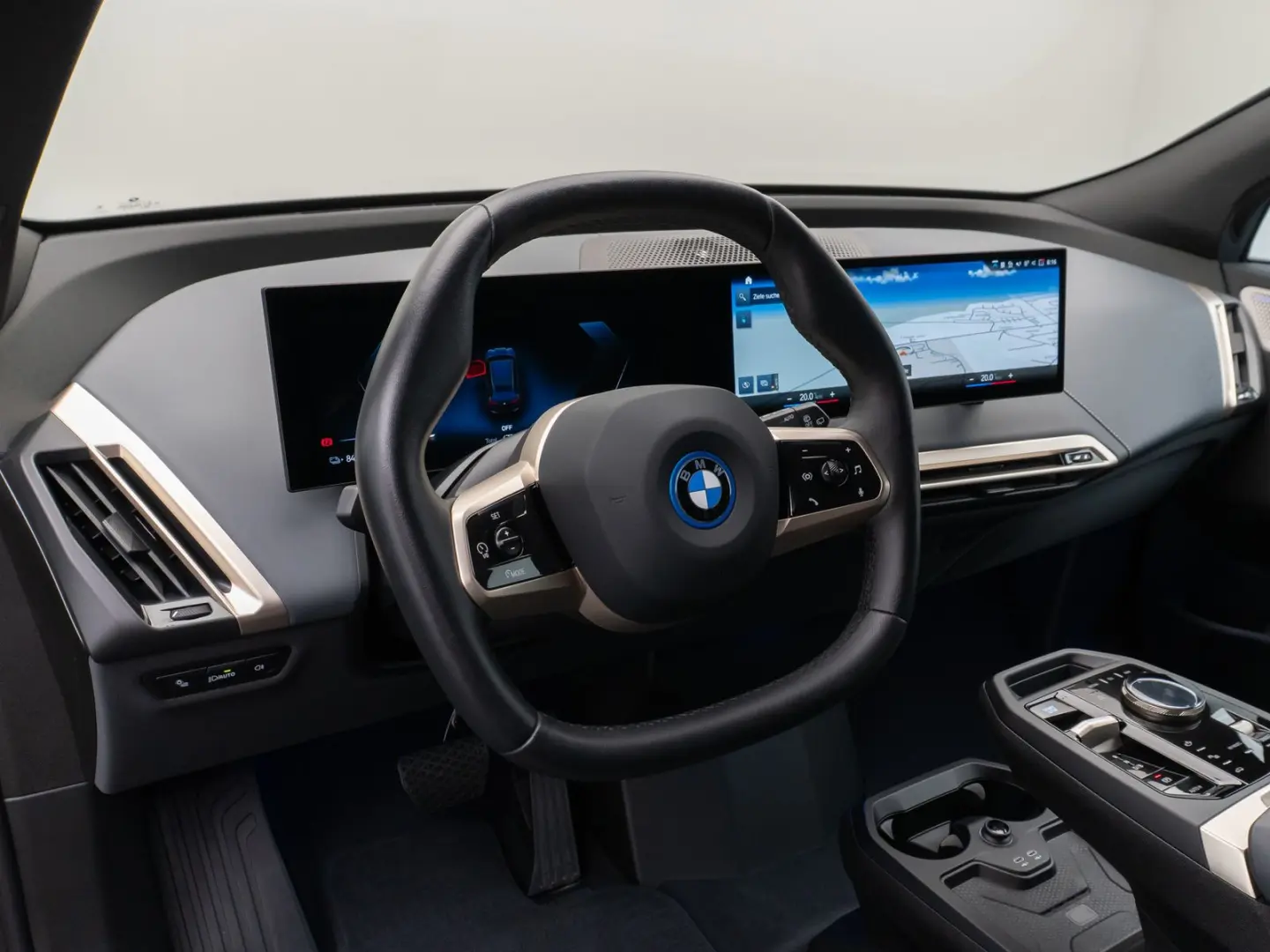 iX M60 360 Laser B&W DAB SoftCL ACC AHK 22Zoll