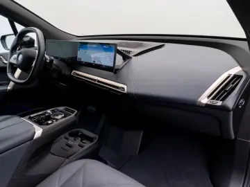 iX M60 360 Laser B&W DAB SoftCL ACC AHK 22Zoll