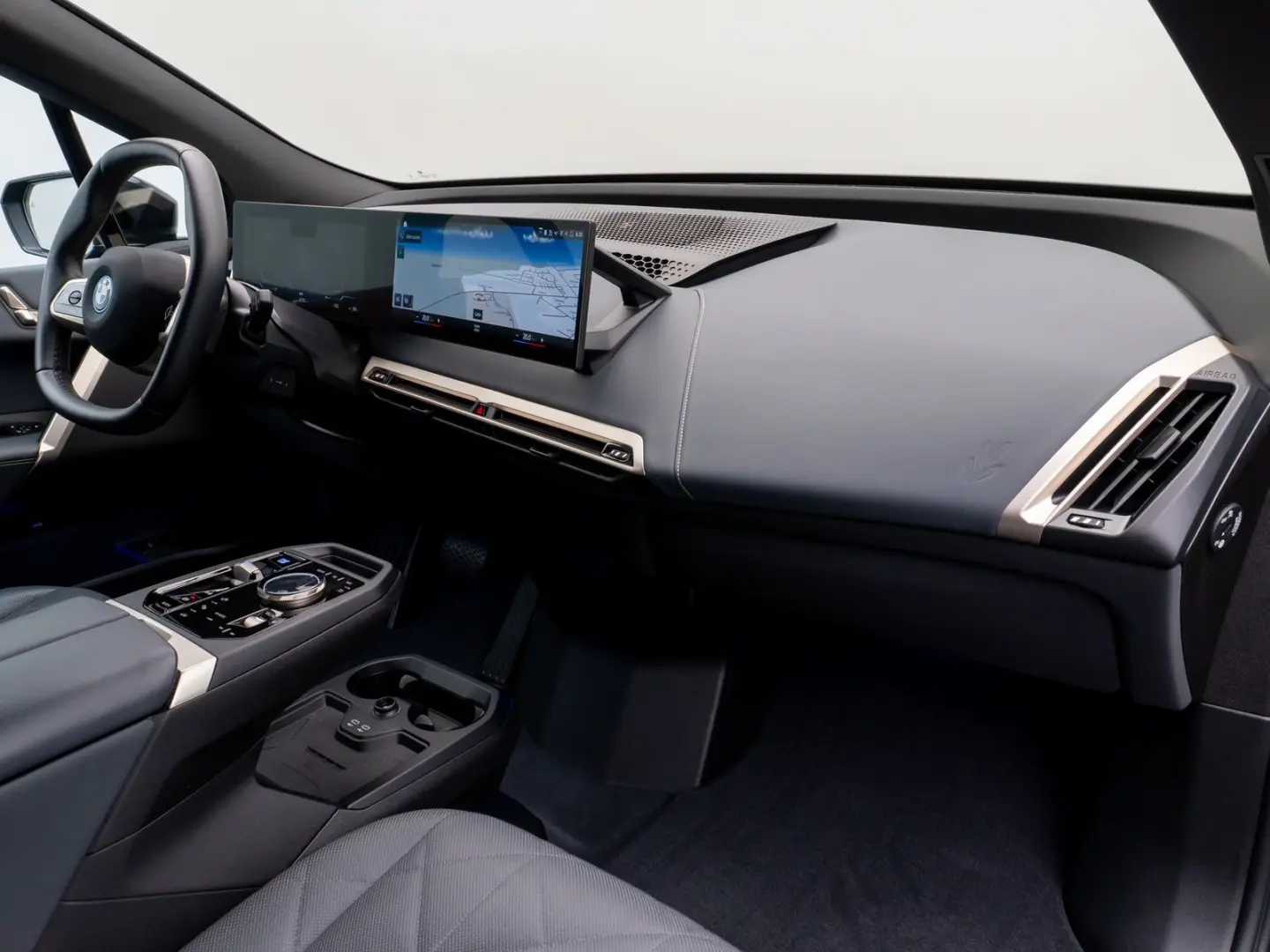 iX M60 360 Laser B&W DAB SoftCL ACC AHK 22Zoll