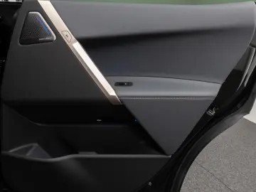 iX M60 360 Laser B&W DAB SoftCL ACC AHK 22Zoll