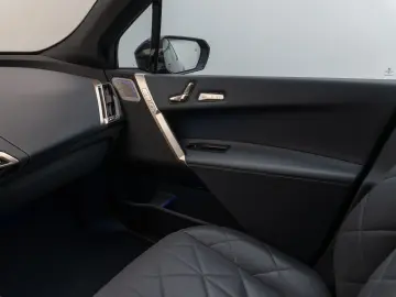 iX M60 360 Laser B&W DAB SoftCL ACC AHK 22Zoll