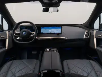 iX M60 360 Laser B&W DAB SoftCL ACC AHK 22Zoll