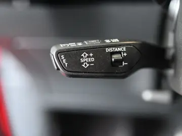 Q8 e-tron 55 Quattro Advanced S-Line Matrix 21