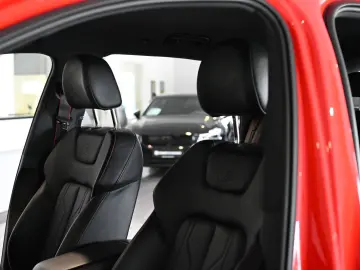 Q8 e-tron 55 Quattro Advanced S-Line Matrix 21