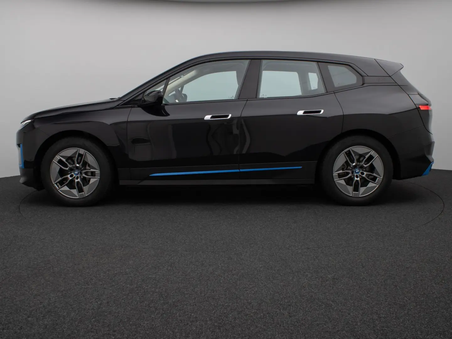 iX xD50 360 H K DAB ACC SoftCl Komfort 21Zoll