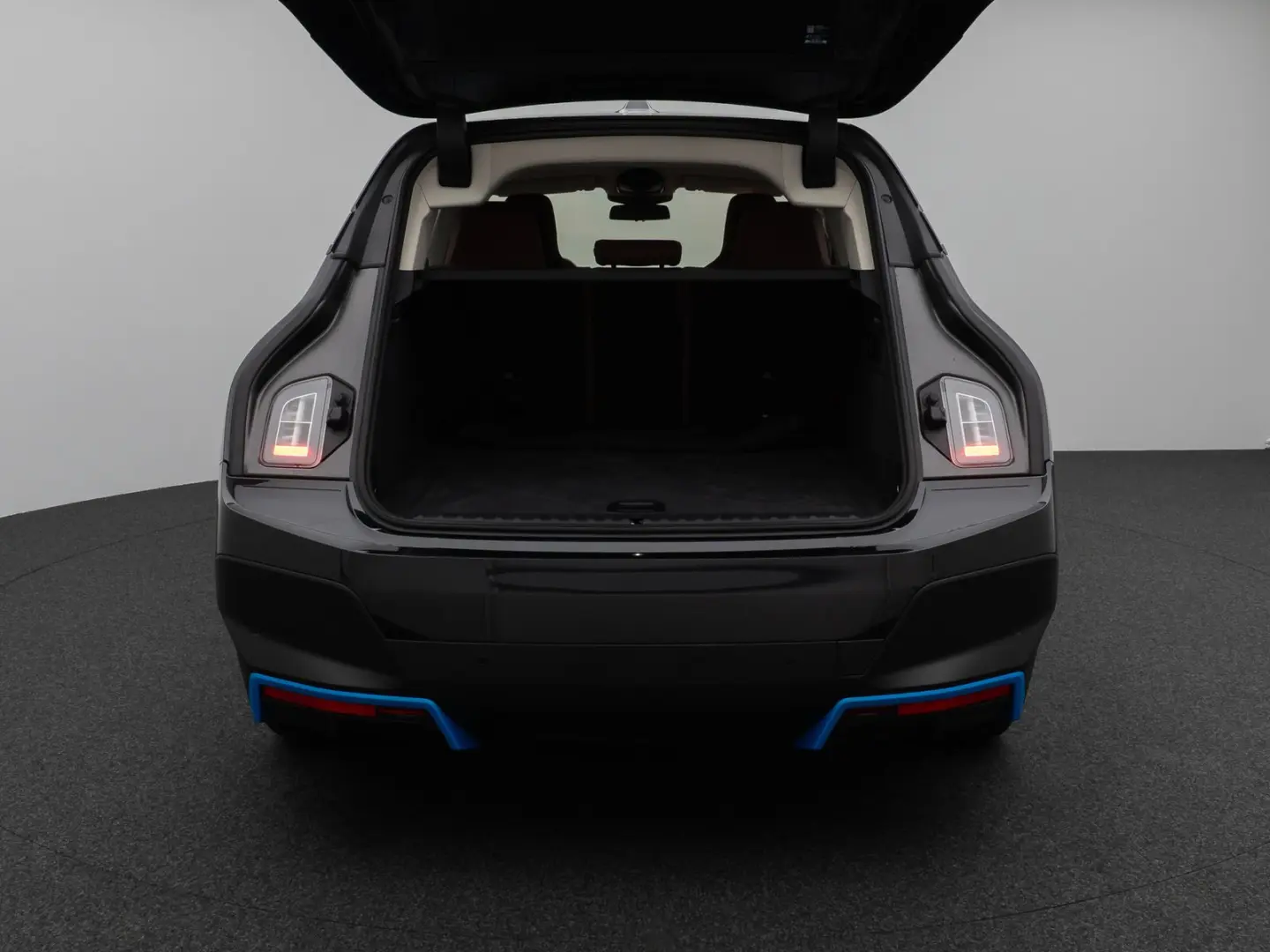 iX xD50 360 H K DAB ACC SoftCl Komfort 21Zoll