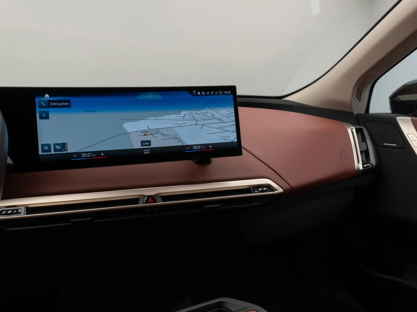 iX xD50 360 H K DAB ACC SoftCl Komfort 21Zoll