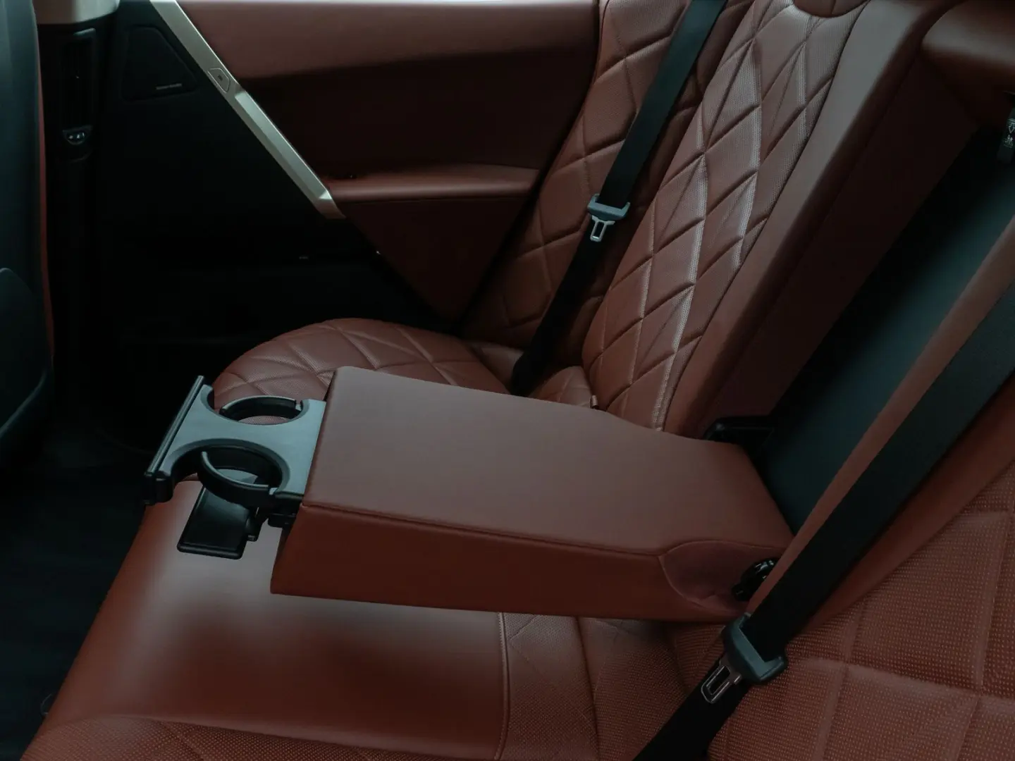 iX xD50 360 H K DAB ACC SoftCl Komfort 21Zoll