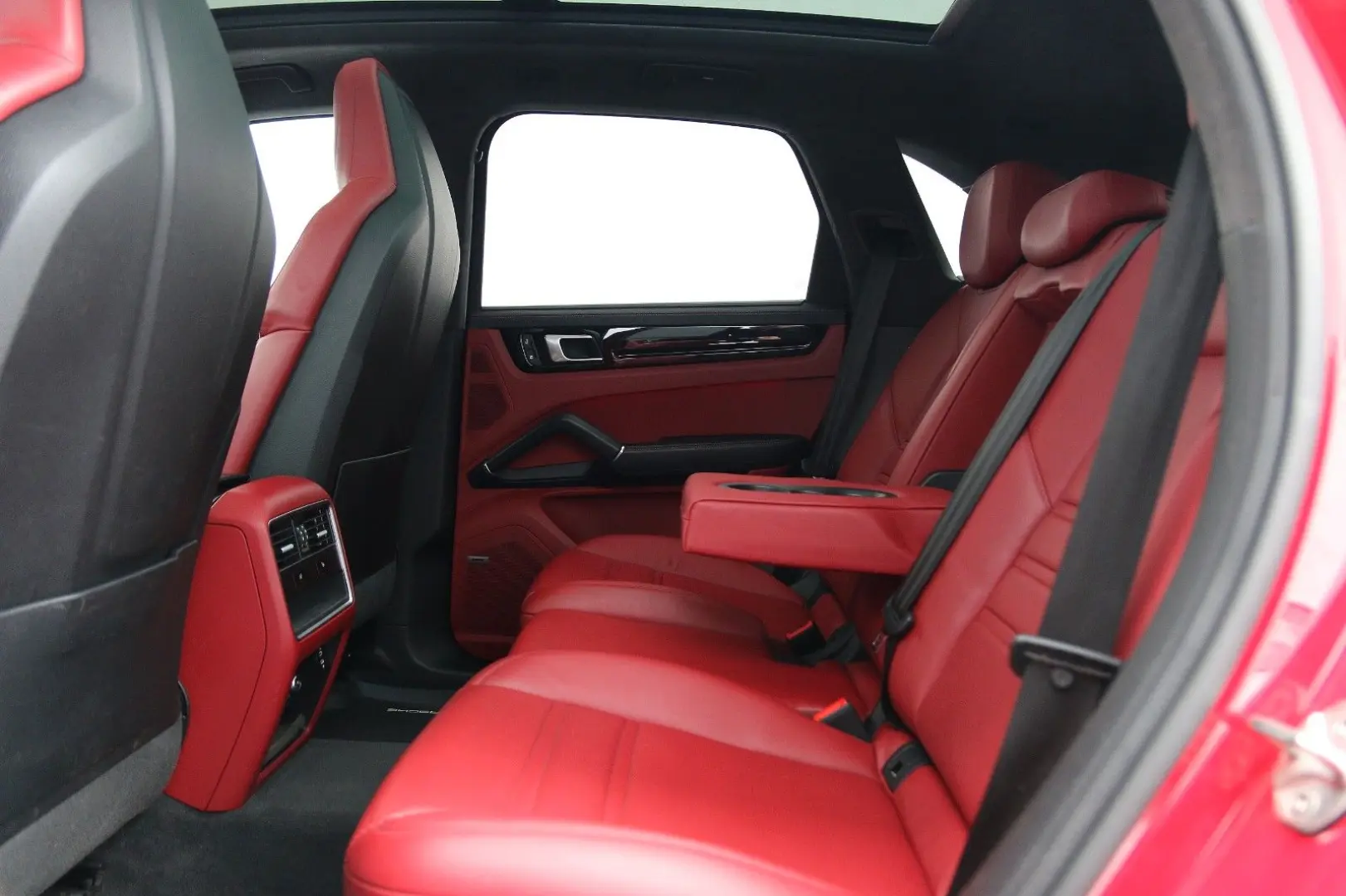 Cayenne GTS 18Wege ACC Pano 360  BOSE AHK 21