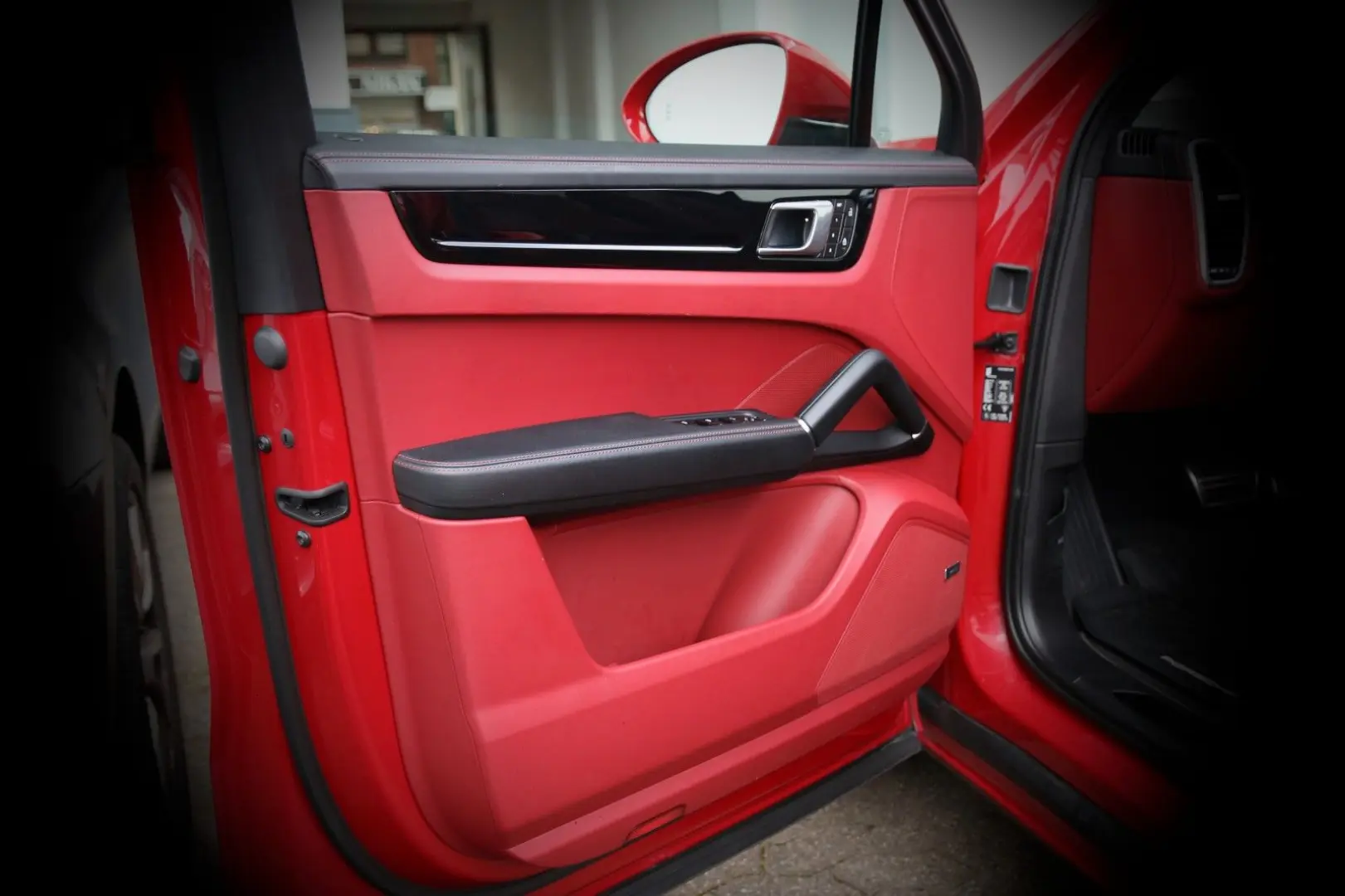 Cayenne GTS 18Wege ACC Pano 360  BOSE AHK 21