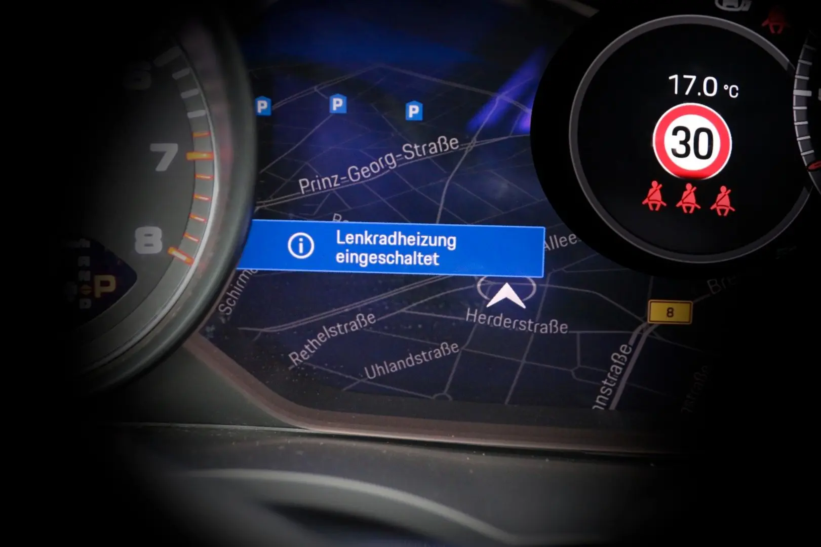 Cayenne GTS 18Wege ACC Pano 360  BOSE AHK 21