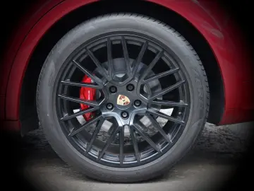 Cayenne GTS 18Wege ACC Pano 360  BOSE AHK 21