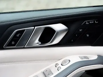 X7 M60i EX.DRIVE PRO.SOFTCL.LUFTF.360 .AHK.5 100