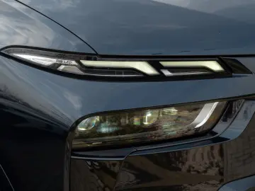 X7 M60i EX.DRIVE PRO.SOFTCL.LUFTF.360 .AHK.5 100