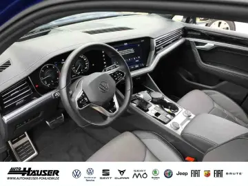 Touareg R-Line 3.0 V6 TDI 4Motion PANO AHK STAND