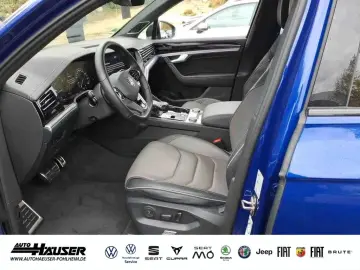 Touareg R-Line 3.0 V6 TDI 4Motion PANO AHK STAND