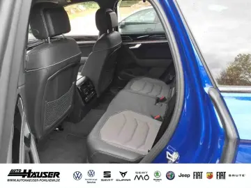 Touareg R-Line 3.0 V6 TDI 4Motion PANO AHK STAND