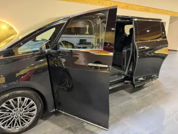 Lexus LM LEXUS LM 350H AWD LUXURY 4 loc