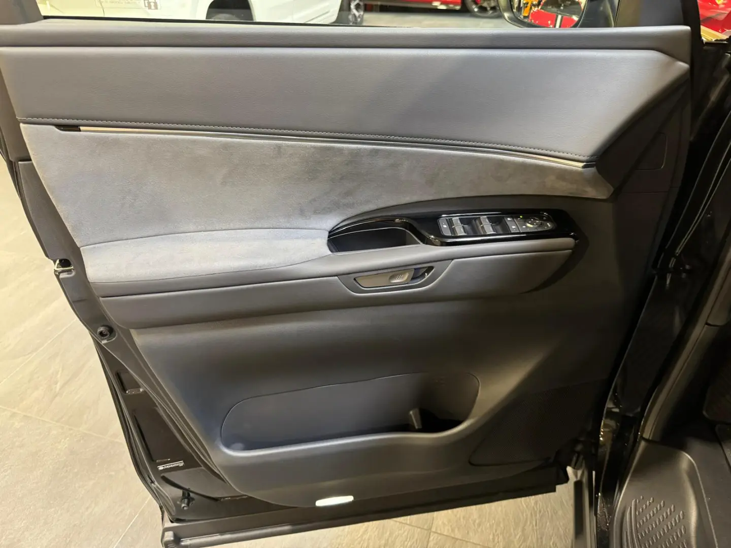 Lexus LM LEXUS LM 350H AWD LUXURY 4 loc