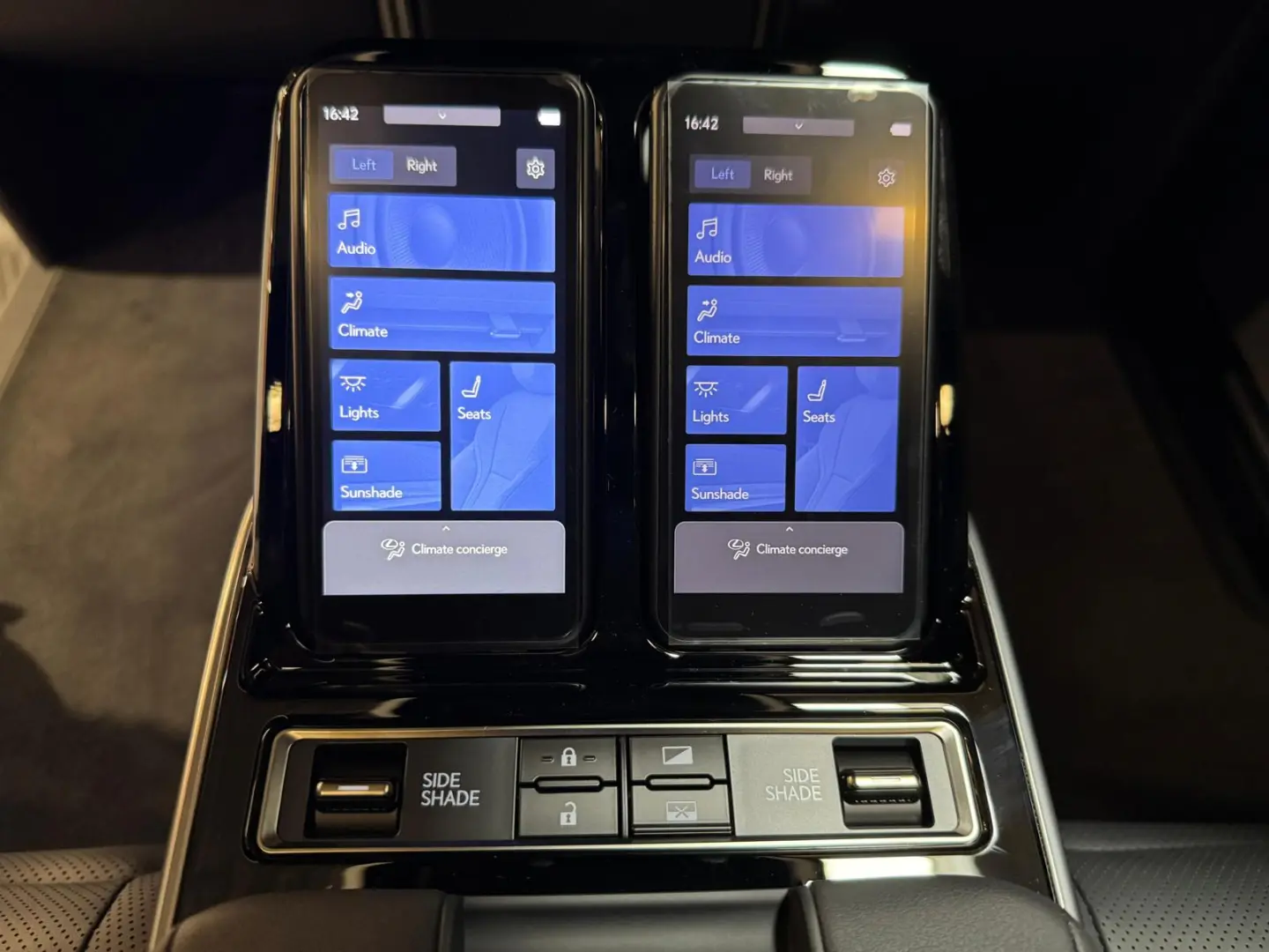 Lexus LM LEXUS LM 350H AWD LUXURY 4 loc