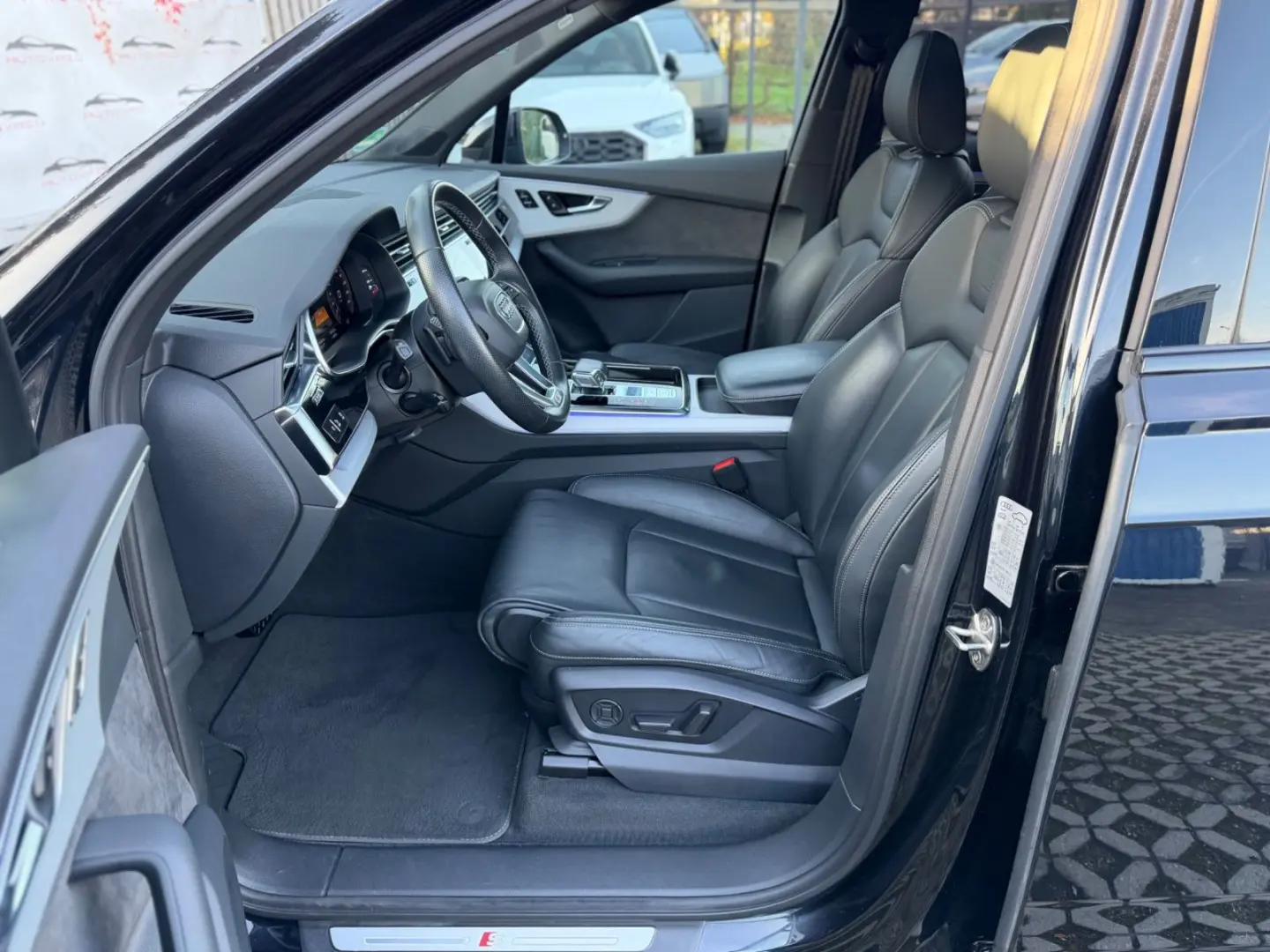 Q7 55 TFSI e  S line Matrix-Laser Luft B&O Pano