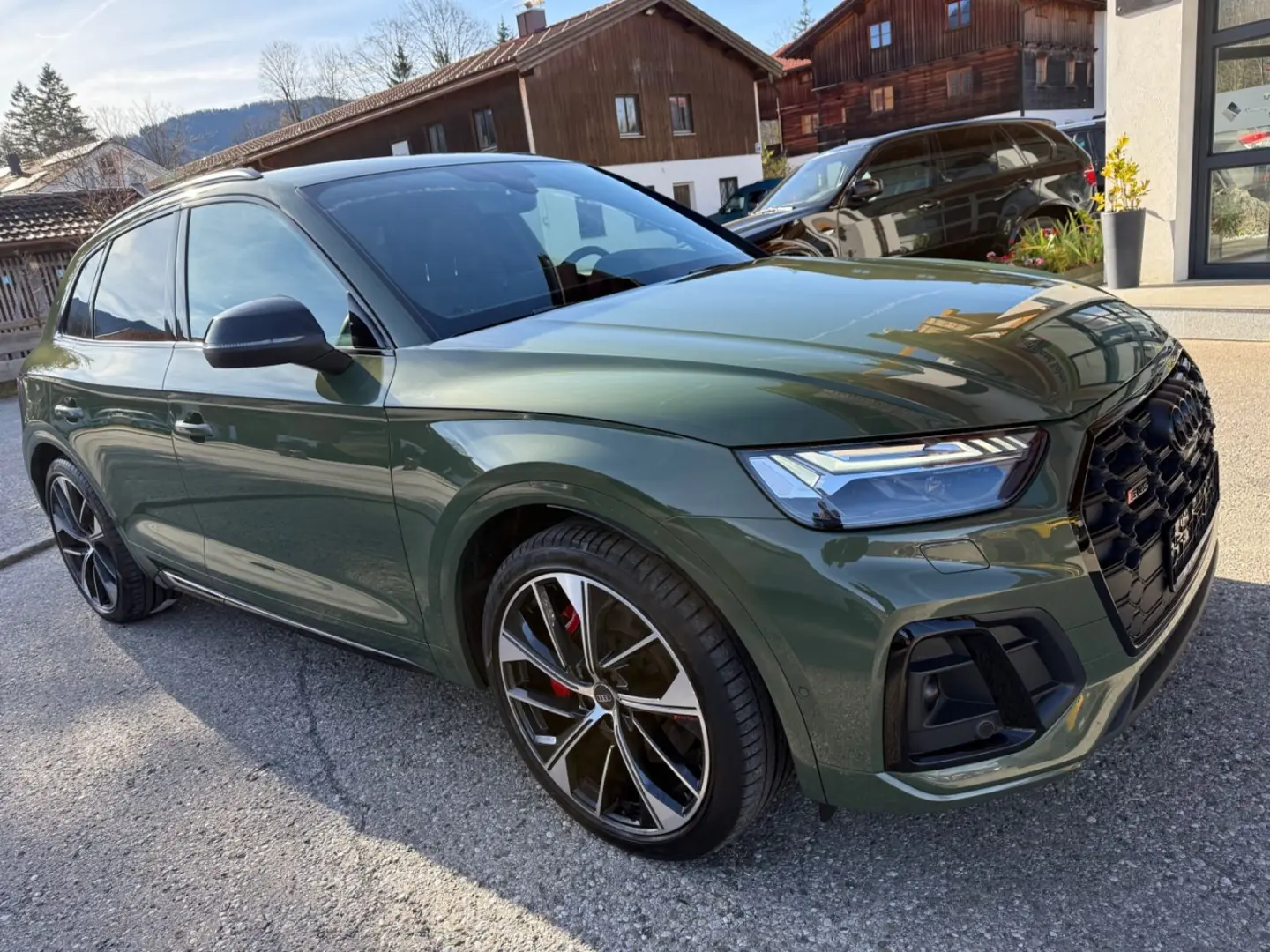 SQ5 3.0Ltr-251kW(341PS) S-Line Matrix